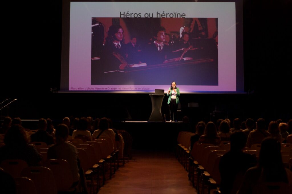 Anabelle Pasillas en conférence